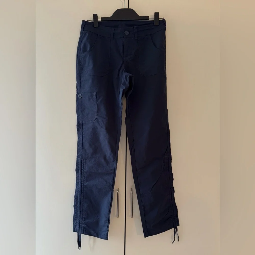 The North Face Cargo Pants Women’s Size 6 – Navy Blue Hiking Outdoor - Picture 2 of 7